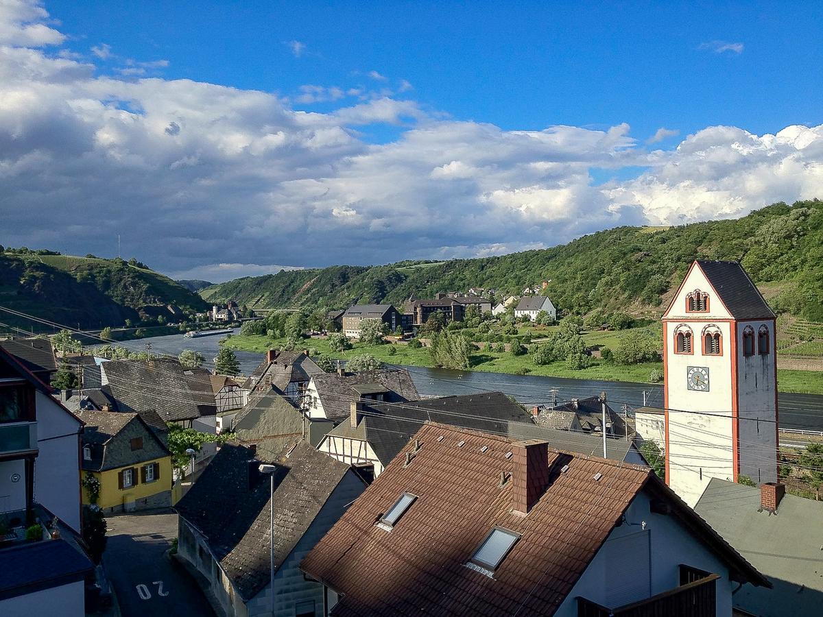 Ferienwohnungen Haus Am Wuerzlaysteig Lehmen Kültér fotó